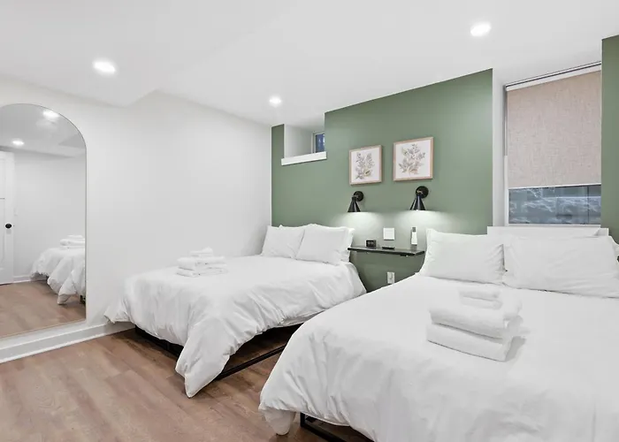 Apartment Modern Private In Greenfield, Own Entry Pittsburgh